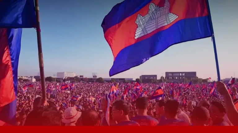 กัมพูชาปลุกกระแสรักชาติ ร่วมเดินขบวนหนุนรัฐบาล