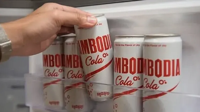 กัมพูชาผุด Cambodia Cola น้ำดำแบรนด์ใหม่แทนโค้ก ชูจุดขายผลิตโดยคนกัมพูชา 100 » The Mainstream