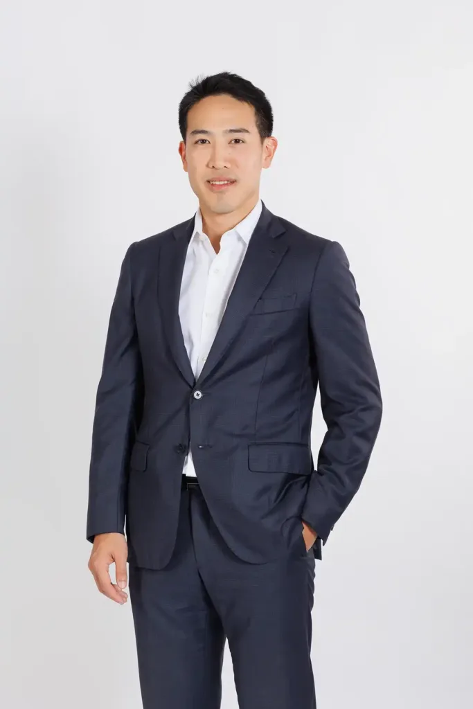 คุณพสุ ลิปตพัลลภ กรรมการบริหาร บริษัท พราว » The Mainstream