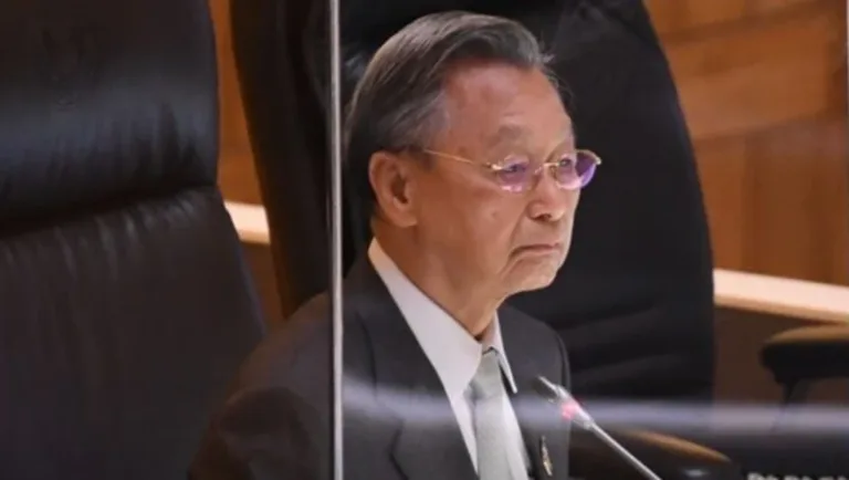 ชวน หลีกภัย แจงกรณีแก้ญัตติซักฟอก ย้ำอดีตไม่เกี่ยวชื่อบุคคลภายนอก