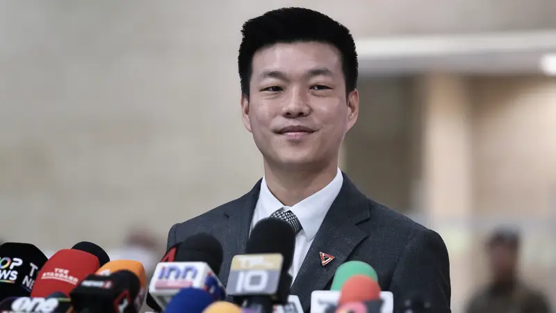 ณัฐพงษ์รับผลโพลคะแนนนิยมลดลง ขอบคุณเสียงสะท้อนจากประชาชน » The Mainstream