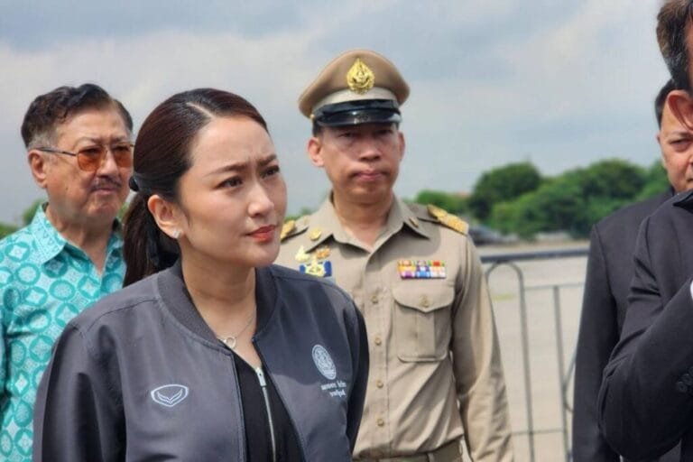 นายกฯ กำชับแผนจัดการน้ำ ขอยืนยัน กทม. ไม่น่าเป็นห่วง เพราะน้ำไม่มากเท่าปี’54 พร้อมเร่งแจ้งเตือนประชาชน