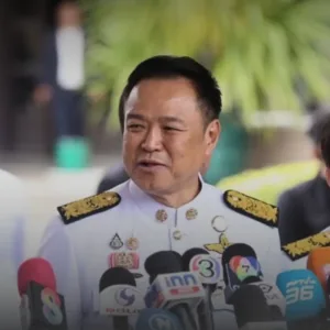 นายกฯ อนุทินย้ำยุบสภาตามคำขอณัฐพงษ์ ชี้ทำตาม MOA ครบ ไม่มีหักหลัง » The Mainstream