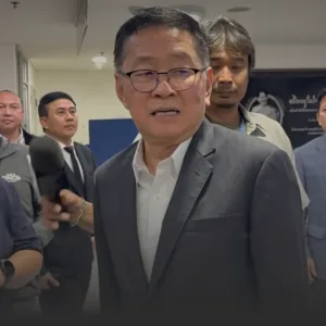 ประเสริฐ จันทรรวงทอง เข้าให้ปากคำ DSI ปม MOU ดีอีเอกชนสิงคโปร์ » The Mainstream