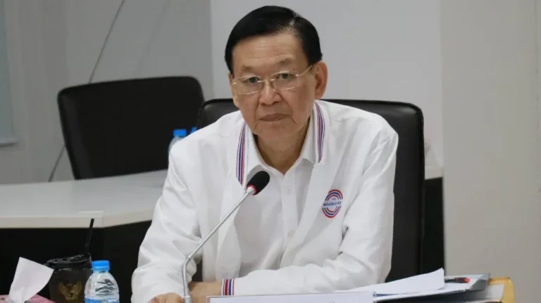 ชง “บิ๊กป้อม” ปลด “กาญจนา” พ้นรองเลขาฯ พปชร. หลังร่วมงานพรรคกล้าธรรม