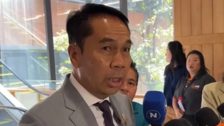 พรรคเพื่อไทยขอฝ่ายค้านแก้ญัตติซักฟอก หวั่นอภิปรายไม่ได้ หากไร้ชื่อ “ทักษิณ”