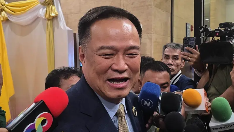 อนุทินโต้ทักษิณ ไม่เป็นสุภาพบุรุษ ยันไม่เคยผิดสัญญา ไม่เหน็บแนมใคร » The Mainstream