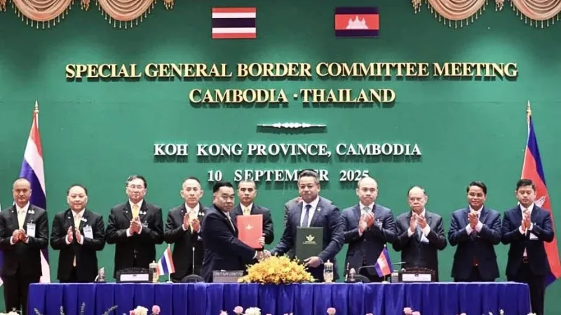 ไทยกัมพูชาประชุม GBC พิเศษ เห็นพ้องถอนอาวุธหนัก » The Mainstream